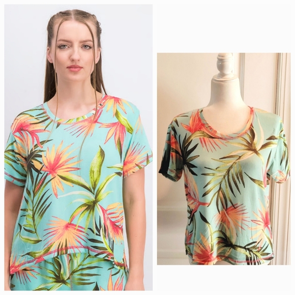 🌺Caribbean Joe Aqua Tropical Leaf Top Short Sleeve Tops - Picture 1 of 11
